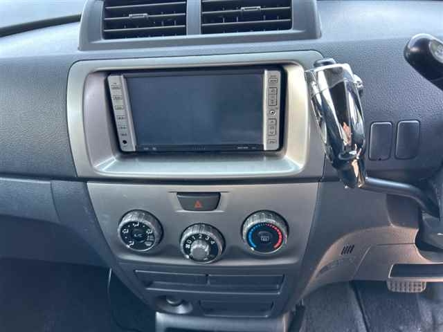 TOYOTA BB 2008