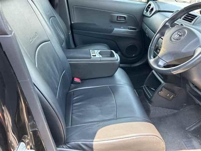 TOYOTA BB 2008