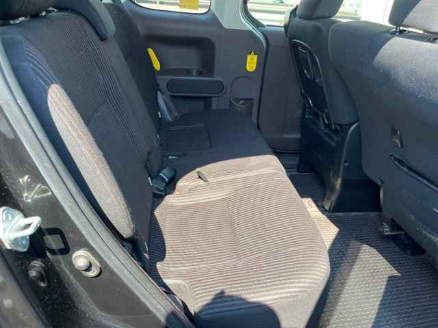 TOYOTA SPADE 2013