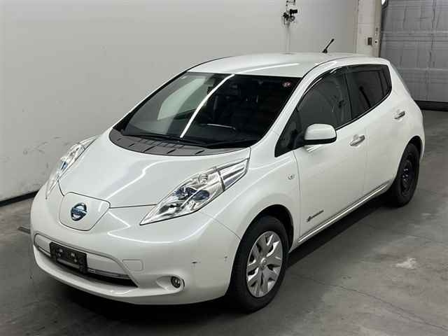 NISSAN LEAF 2014