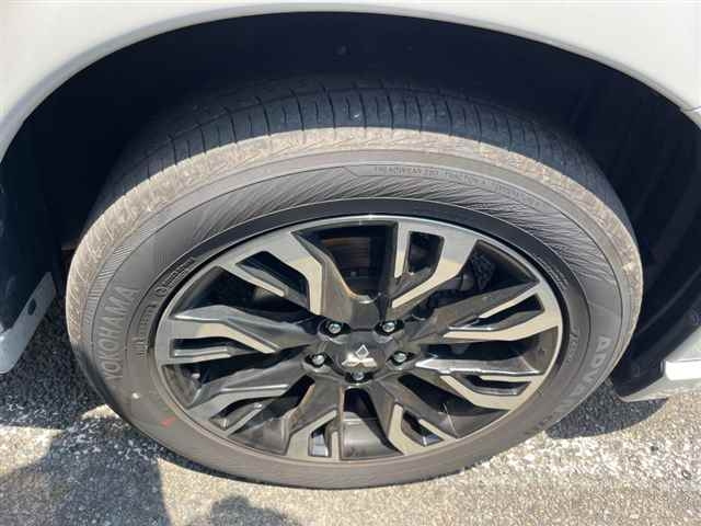 MITSUBISHI OUTLANDER PHEV 2017