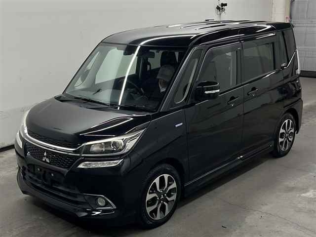 MITSUBISHI DELICA D2 2017