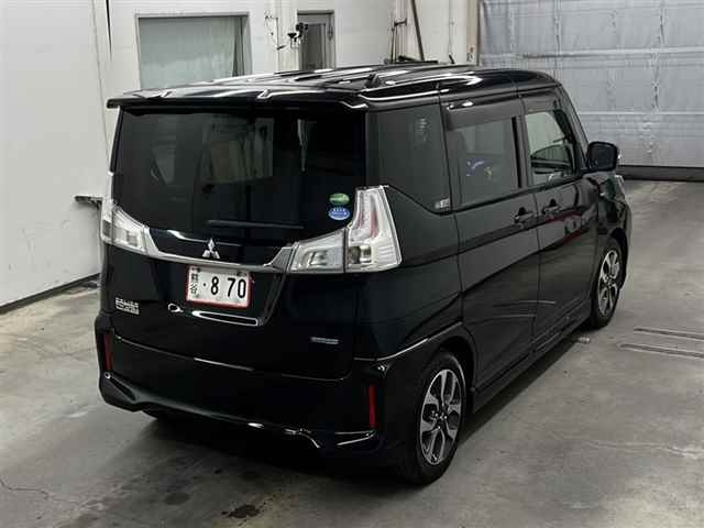 MITSUBISHI DELICA D2 2017