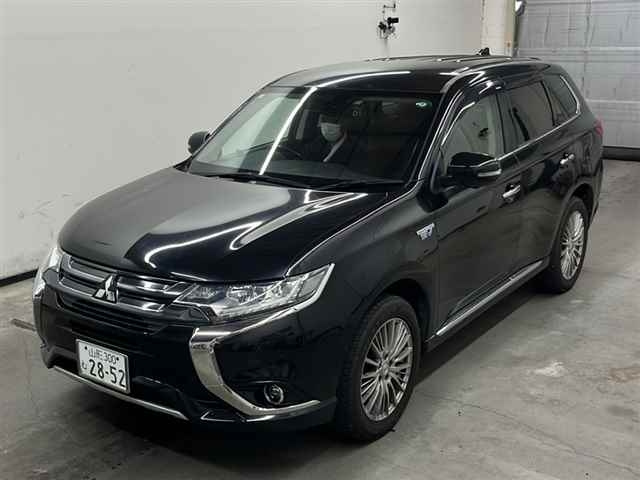 MITSUBISHI OUTLANDER PHEV 2015