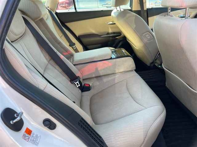 TOYOTA CROWN 2018