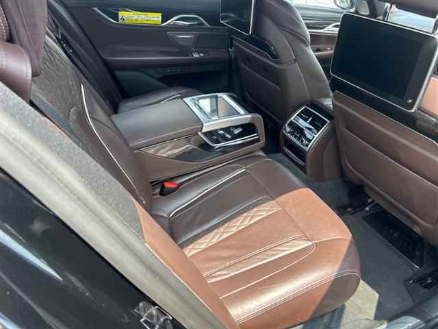 BMW 7 SERIES 2019