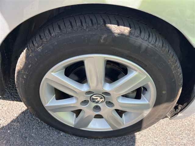 VOLKSWAGEN POLO 2011