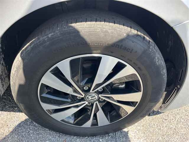 VOLKSWAGEN POLO 2019