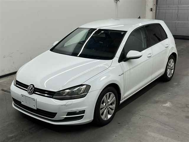 VOLKSWAGEN GOLF 2014
