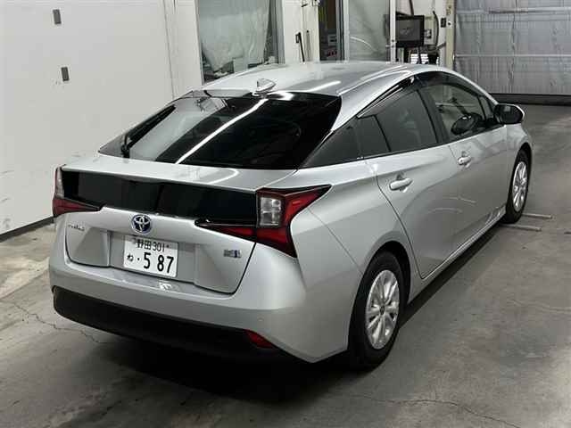 TOYOTA PRIUS 2022