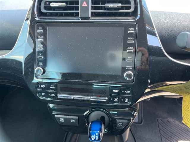 TOYOTA PRIUS 2022