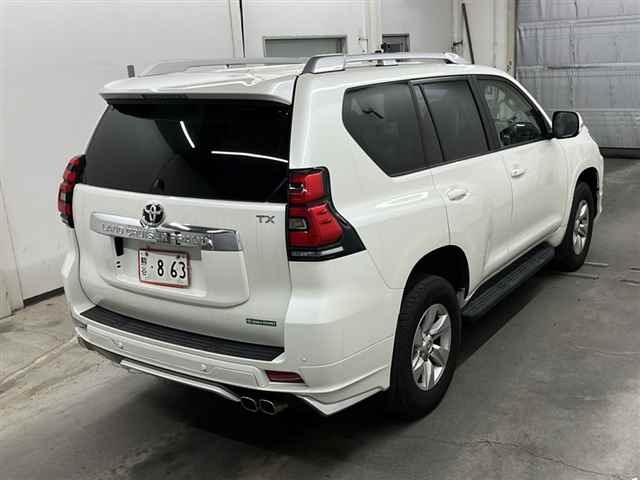 TOYOTA LAND CRUISER PRADO 2022