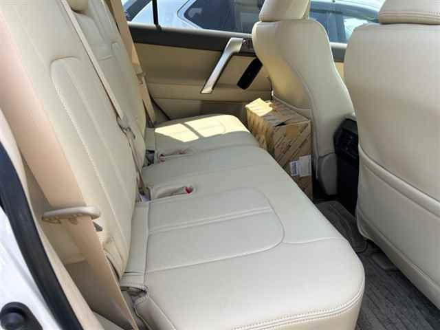 TOYOTA LAND CRUISER PRADO 2022