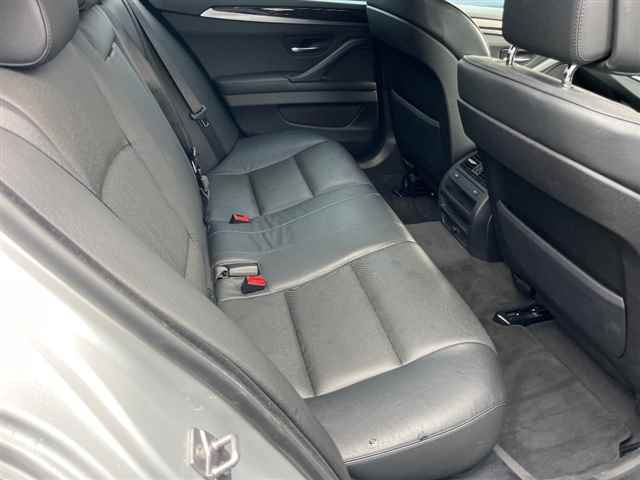 BMW 5 SERIES 2011