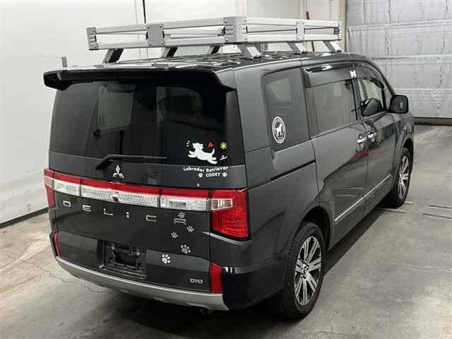 MITSUBISHI DELICA D5 2021