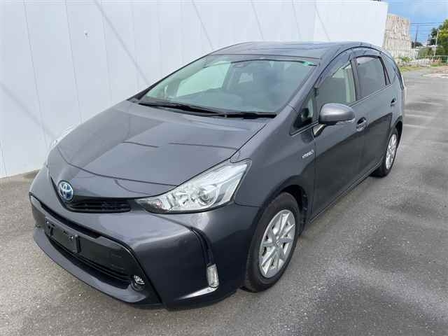 TOYOTA PRIUS ALPHA 2020