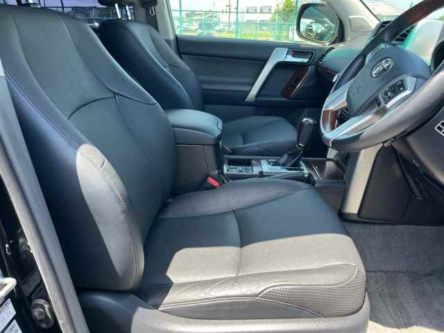 TOYOTA LAND CRUISER PRADO 2013