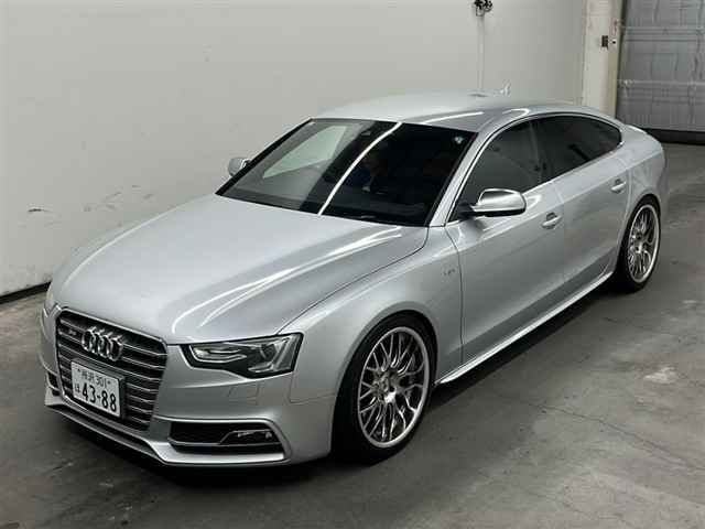 AUDI S5 2013