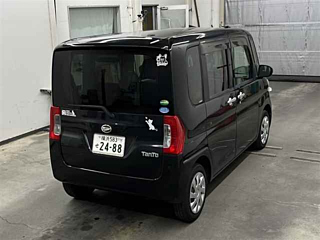 DAIHATSU TANTO 2018