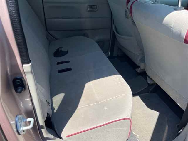TOYOTA PIXIS SPACE 2012