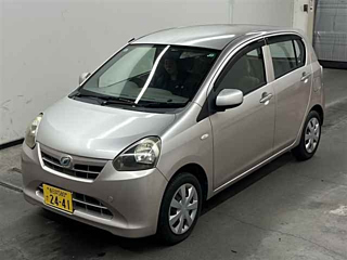 DAIHATSU MIRA E S 2013