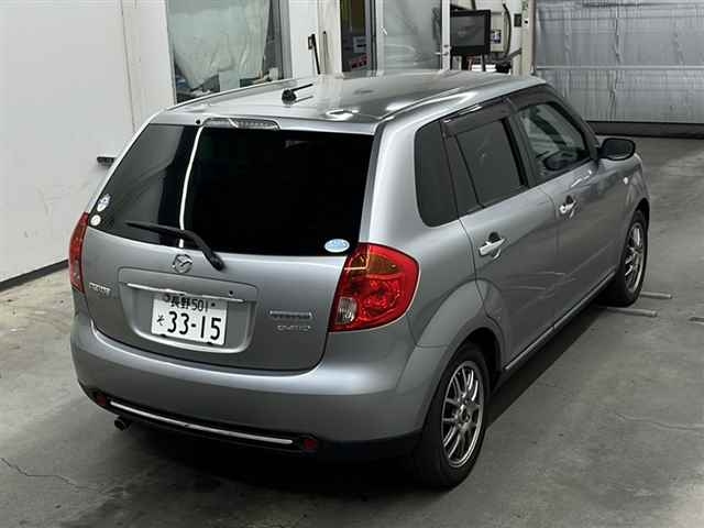 MAZDA VERISA 2009