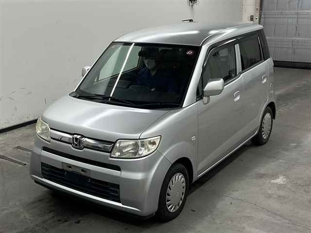 HONDA ZEST 2009