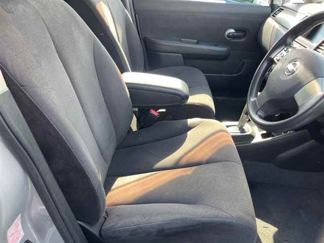 NISSAN TIIDA 2008