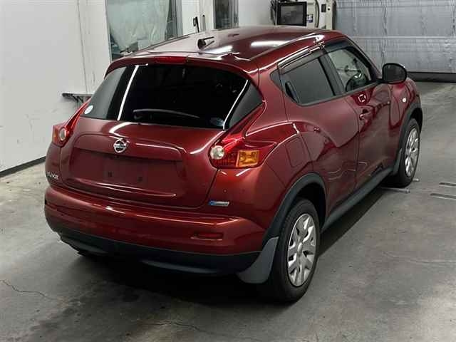NISSAN JUKE 2012