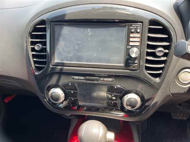 NISSAN JUKE 2012