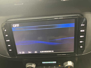 NISSAN KIX 2020
