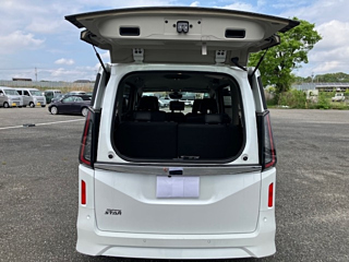 NISSAN SERENA 2023