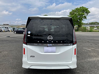 NISSAN SERENA 2023