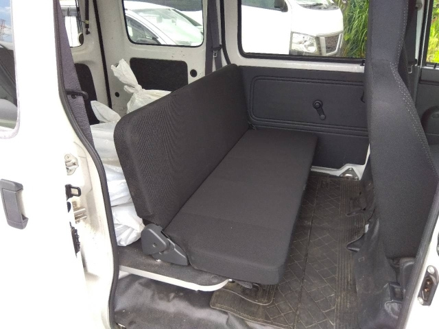 DAIHATSU HIJET VAN 2019