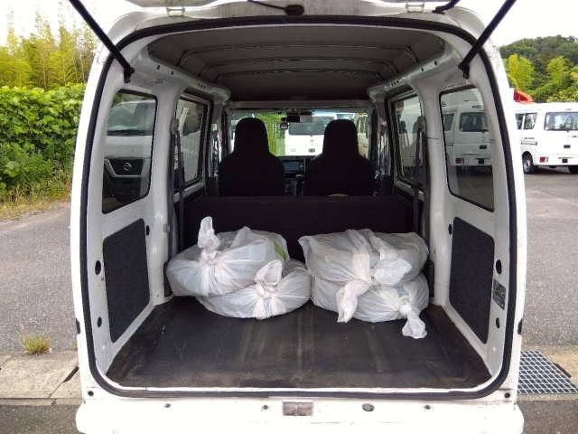 DAIHATSU HIJET VAN 2019