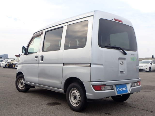 DAIHATSU HIJET VAN 2019