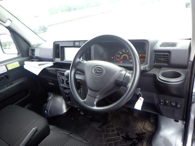 DAIHATSU HIJET VAN 2019