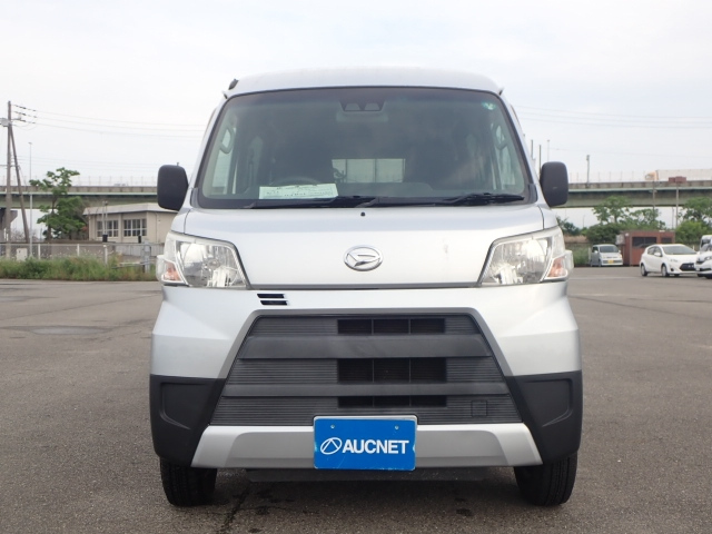 DAIHATSU HIJET VAN 2019