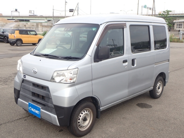 DAIHATSU HIJET VAN 2019