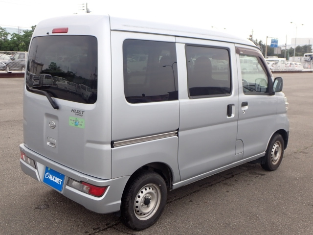DAIHATSU HIJET VAN 2019