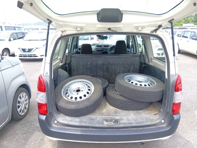 TOYOTA PROBOX 2021