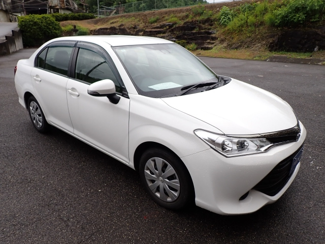 TOYOTA COROLLA AXIO 2016