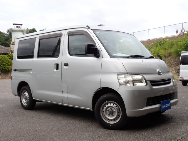 TOYOTA TOWN ACE VAN 2018