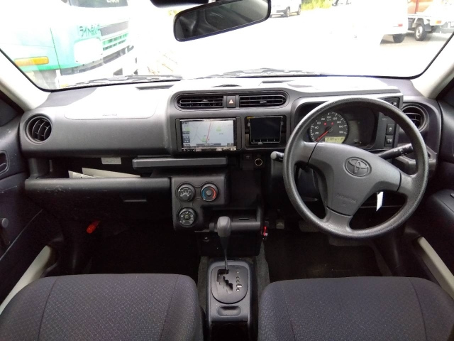 TOYOTA PROBOX 2019