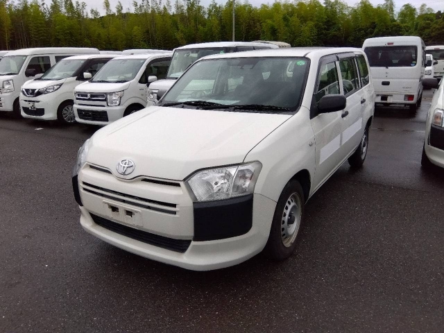 TOYOTA PROBOX 2017