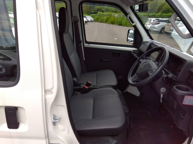 DAIHATSU HIJET VAN 2020