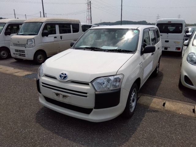 TOYOTA PROBOX 2020
