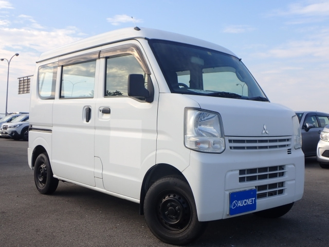 MITSUBISHI MINICAB VAN 2015