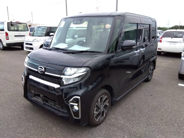 DAIHATSU TANTO 2021