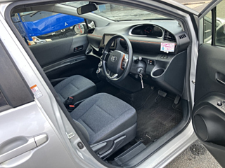 TOYOTA SIENTA 2018